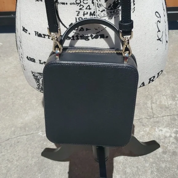 Kate Spade Minnie Mouse Crossbody Purse - Picture 4 of 6